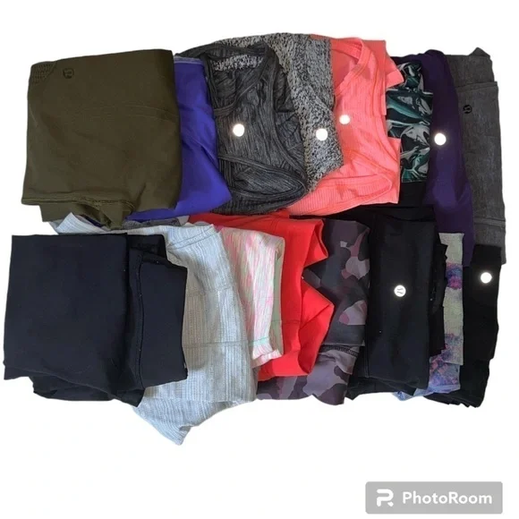 Bundle OF 20 pieces sports mixed brands and sizes RESELLER LOT - Picture 3 of 8